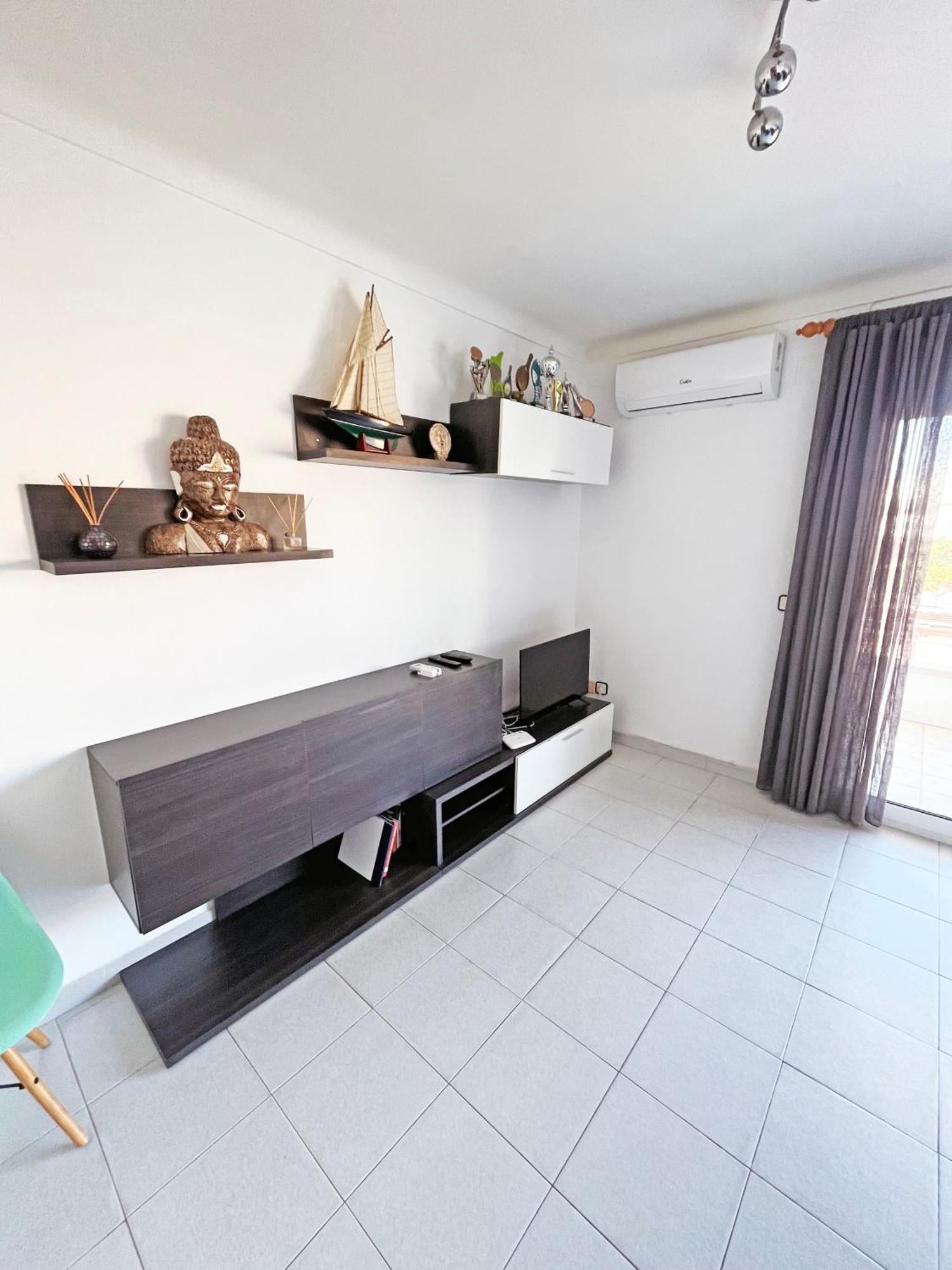 Apartamento De 3 Habitaciones En El Centro L'Escala Exterior photo