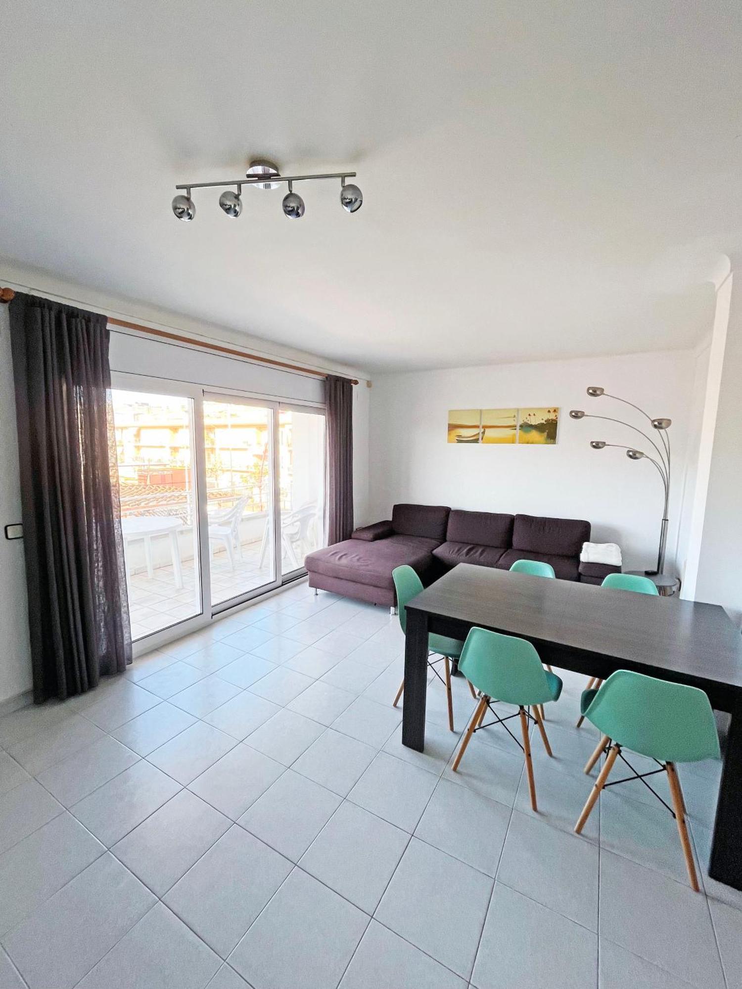Apartamento De 3 Habitaciones En El Centro L'Escala Exterior photo